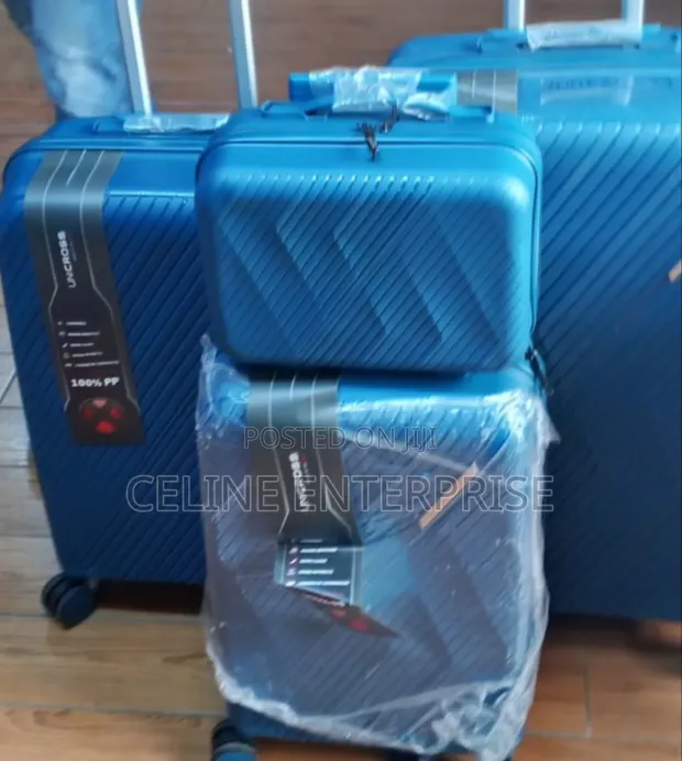 4-in-1 Travel Suitcase Set - Lightweight & Spacious Luggage - 1