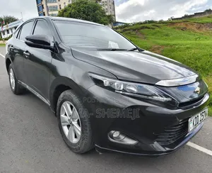 Toyota Harrier 2014 Nyeusi