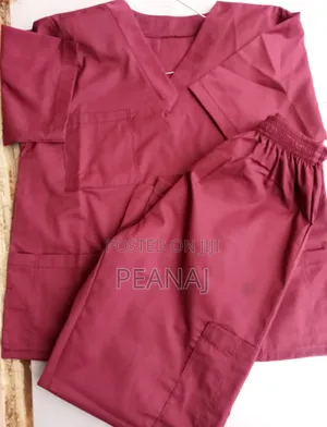 Nurses Scrubs - V-Neck, Nyenzo Safi, Cargo Pants