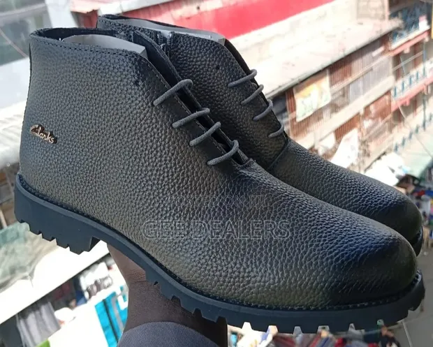 Viatu vya Ngozi vya Clarks Rasmi vya Wanaume - 1