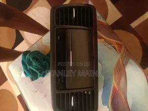 Subaru Legacy/Outback BP5/BP9 Glove Box Pocket