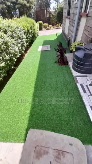 Commercial Grade 10mm Synthetic Turf for Landscaping