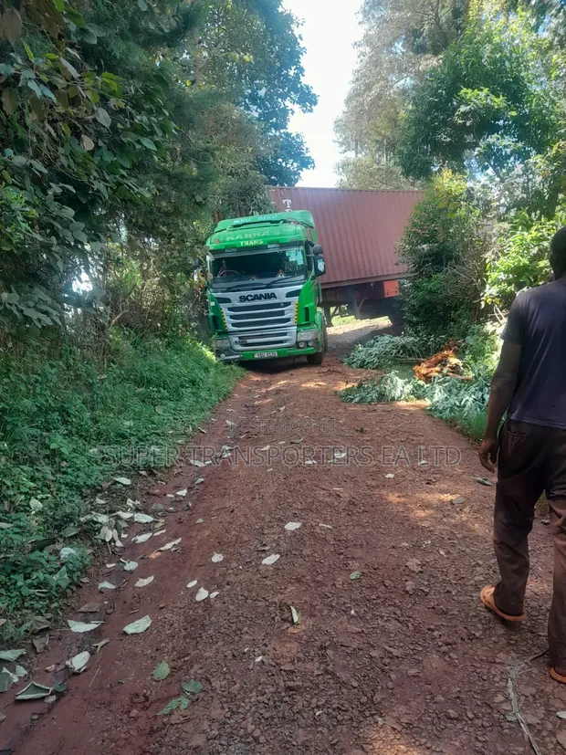 Malori ya Usafirishaji Nairobi hadi Kigali - Tani 28 - 1