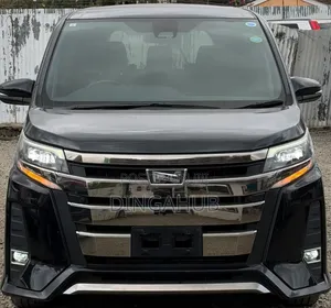 Toyota Noah 2.0 FWD (Viti 8) 2019 - Nyeusi Matt