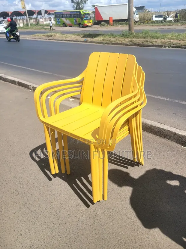 Kiti cha Plastiki cha Mgahawa Kinachoweza Kuunganishwa - Kipya Kabisa - 1