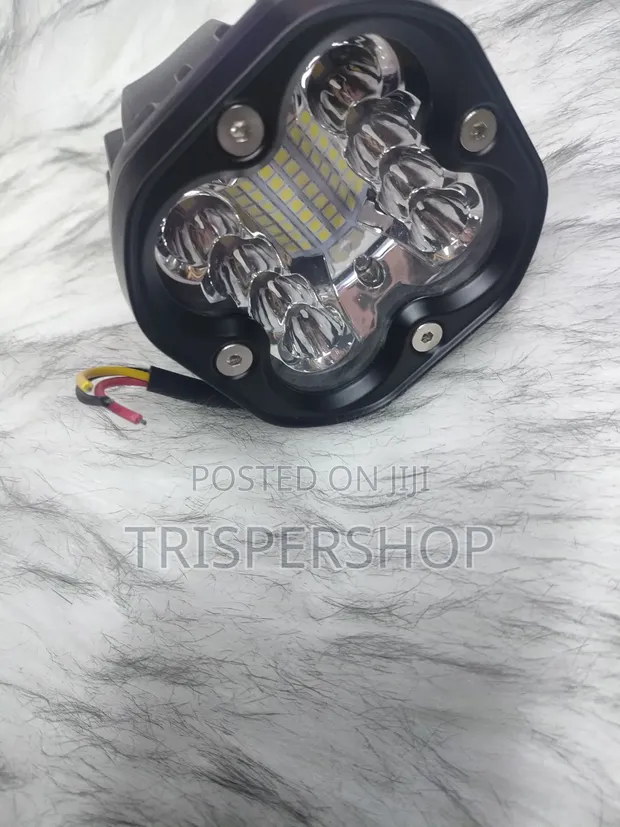 4-Lens LED Auxiliary Light with Bracket - 1