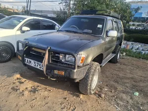 Toyota Hilux Surf 2.7 SSR 1998 Black