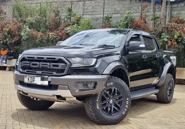 Ford Ranger Wildtrak 2019 Nyeusi - 1