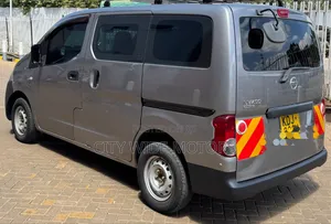 Nissan NV200 2015 Kijivu