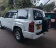 Nissan Patrol 2008 Nyeupe - 5