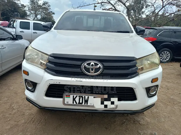 Toyota Hilux 2018 Single Cabin - 1