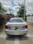 Toyota Crown 2012 Silver - 4
