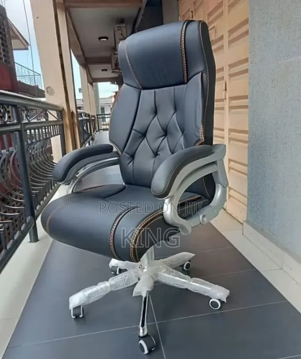 Boss Office Products Kiti cha Dawati la Mapokezi - Kipya Kabisa - 1