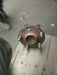 Toyota Mark X 2WD Rear Hub - 2