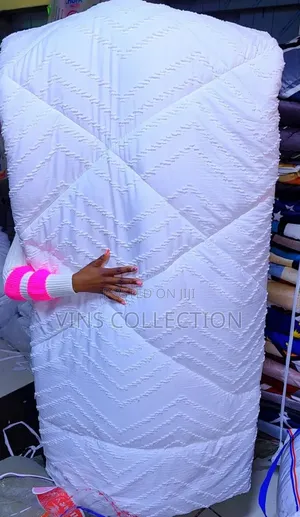 New Look Tufted Duvet Set