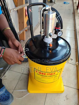 Kmax Pneumatic Grease Bucket 40L
