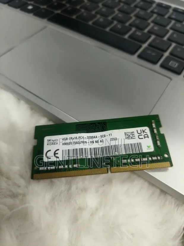 4GB DDR4 Laptop RAM Module - 1