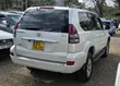 Toyota Land Cruiser Prado 2006 Nyeupe - 2