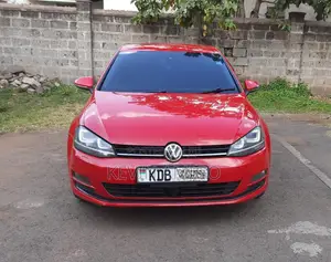 Volkswagen Golf 2014 Nyekundu