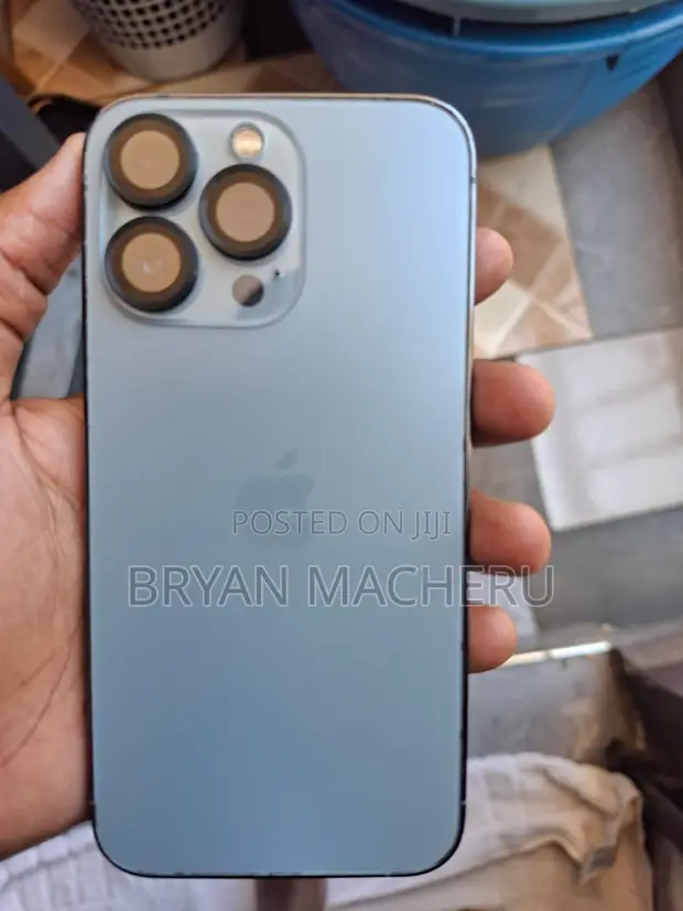 Apple iPhone 13 Pro 512GB Blue - 1