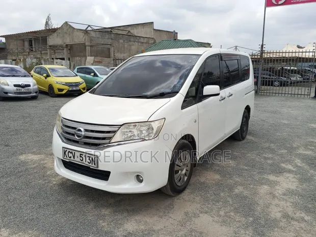 Nissan Serena 2012 Rangi ya L Pearl - 1
