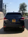Subaru Forester 2019 Nyeusi - 1