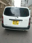 Toyota Probox 1.5 DX 2WD 2012 - 2