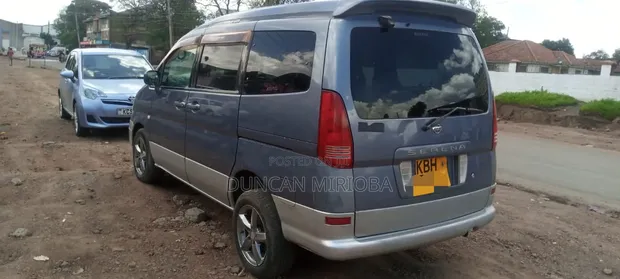 Nissan Serena 2003 Blue - 1