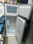 Ailyons Fridge Mlango Mbili 206L - 2
