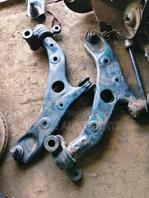 Mazda CX-5 Front Control Arm (Iliyo tumika)