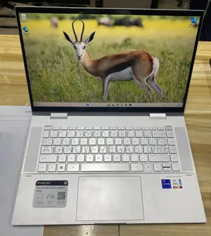 Laptop HP Envy x360 15" Core i7 8GB RAM 256GB SSD Convertible