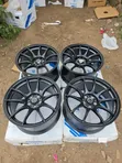 Universal Offset 17-inch Sport Wheels - 1