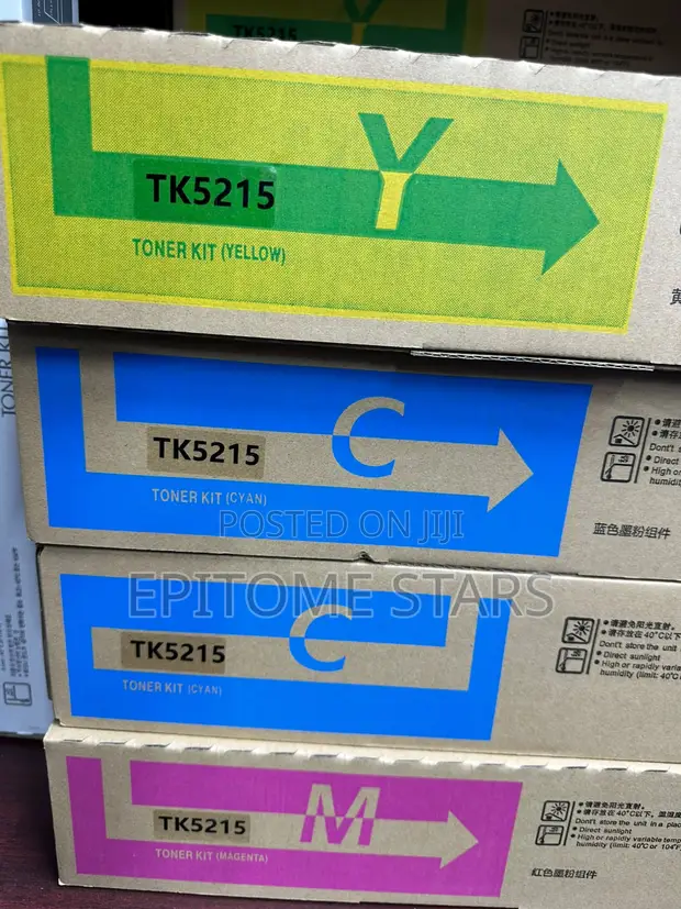 Kyocera TK-5215 Colour Toner Cartridge - 1