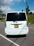 Toyota Voxy Z G's 2WD 8-Seater 2012 - 3