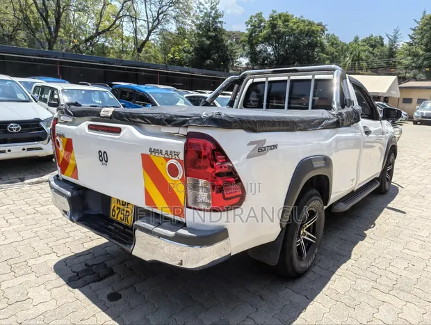 Toyota Hilux Revo Single Cab 2.4 Diesel RWD 2017 - 1