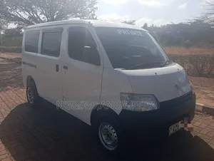 Toyota TownAce 2009 Nyeupe