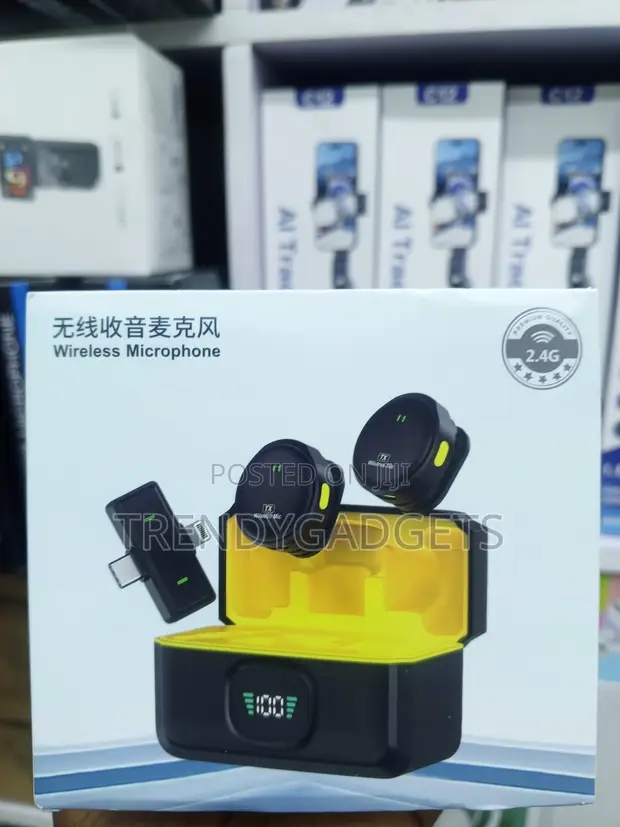 Q9 Compact Dual Clip Wireless Microphone with Type-C Charging Case - 1