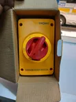 Tronic Manual Change Over Switch - 1