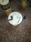 Mazda Demio Fuel Pump - Sehemu Halisi Iliyotumika - 1