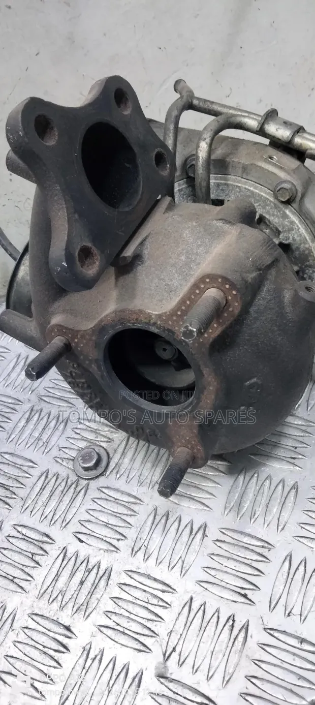 Nissan Navara YD25 Turbocharger - 1