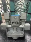 Sinotruk Howo H2/H3 Four Way Valve - 4