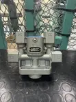 Sinotruk Howo H2/H3 Four Way Valve - 5