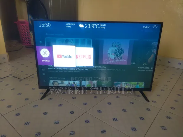 Hisense TV 32-inch Smart (1080p) - 1