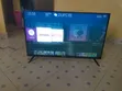Hisense TV 32-inch Smart (1080p) - 2