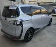 Toyota Sienta 1.5 FWD Minivan 2019 Silver - 5