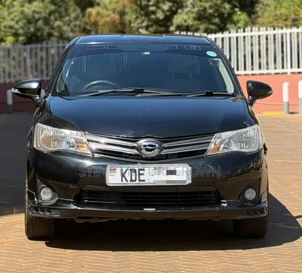 Toyota Axio 2014 Nyeusi - 1