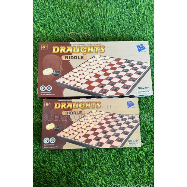 Draught Board Game - Large & Small Sets - 1