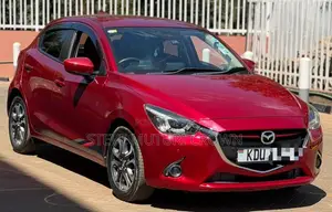 Mazda Demio 2018 Nyekundu
