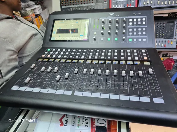 Audiobull AD-32 Digital Mixer 32 Channels - 1