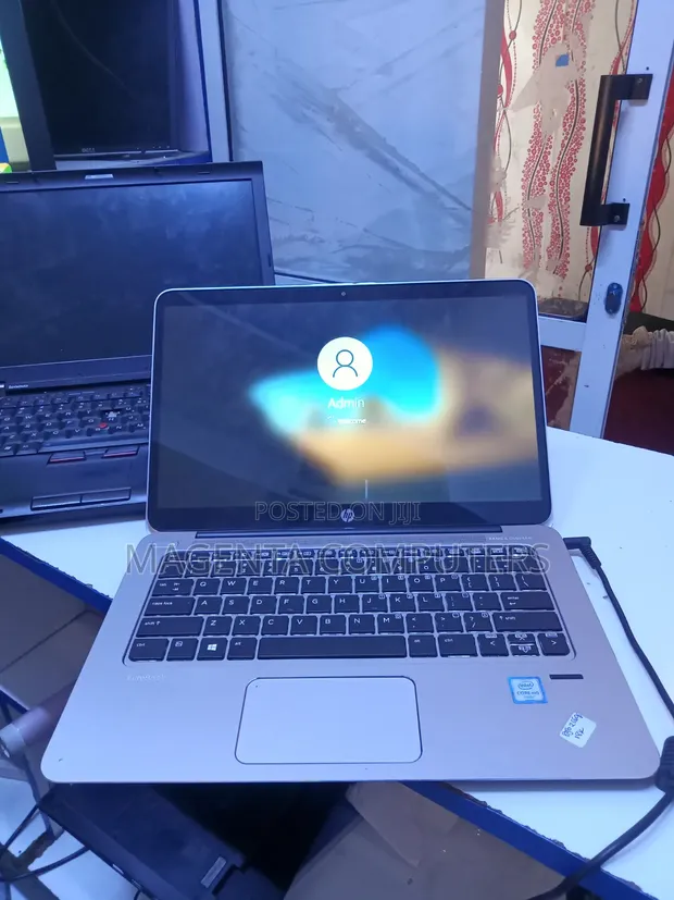 HP EliteBook 1030 G1 Laptop 8GB RAM, 256GB SSD - 1